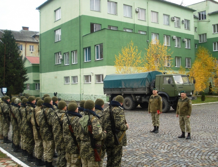 Прикордонна зміна на зиму облаштується в наметових містечках біля самого кордону