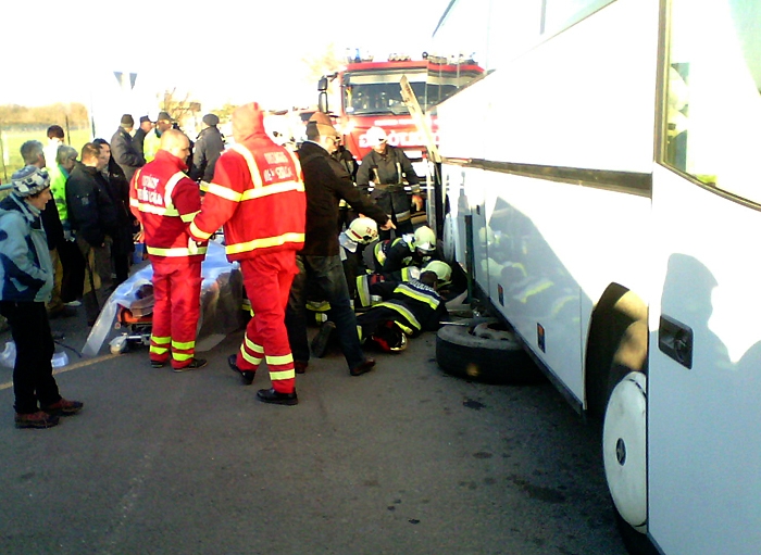 На межі між двома країнами чоловіка повернули з того світу