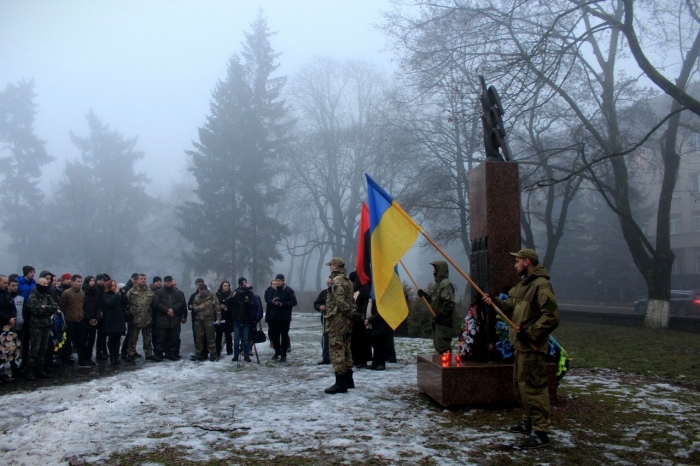 В Ужгороді вшанували пам’ять Героїв Крут