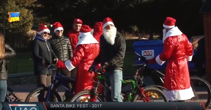 Масовий "SANTA BIKE FEST" пройшов у місті над Тисою