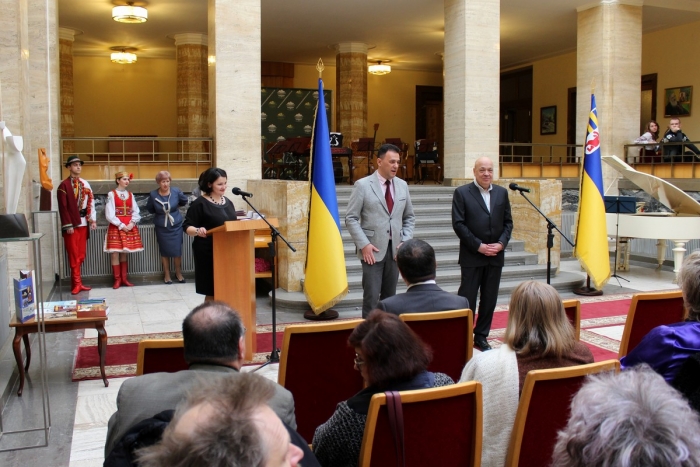 Церемонію преміювання літераторів і митців Закарпаття провели в атріумі облдержадміністрації