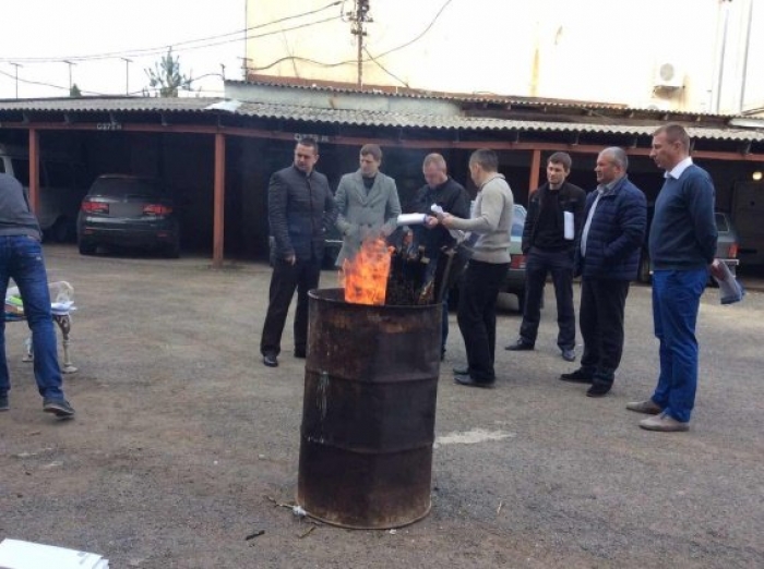 На Закарпатті спалили наркотики на 100 тисяч гривень