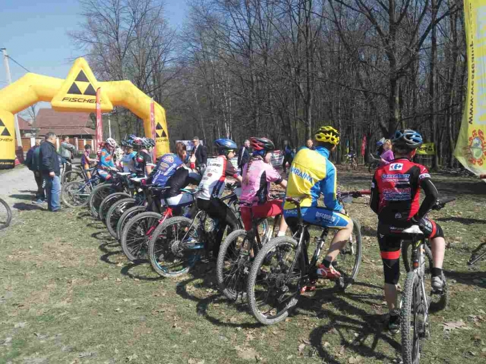 Закарпатські велогонщики серед призерів чемпіонату країни