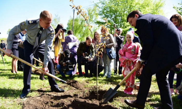 "Рожева" частинка Ужгорода з’явилася сьогодні у місті на Сході України