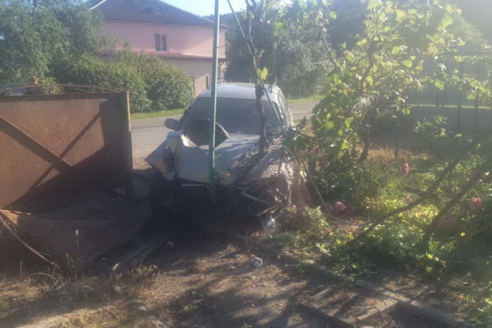 Поліцейські з "групи швидкого реагування" затримали 2-х алководіїв на Закарпатті