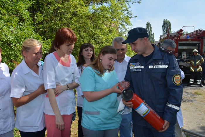 В Ужгороді рятувальники навчали медиків як діяти у надзвичайних ситуаціях