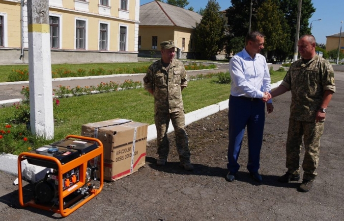 Нові дизельні міні-електростанції відправлять з Ужгорода у зону АТО, на передову