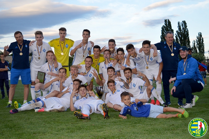 "Динамо" – чемпіон ДЮФЛУ U-17