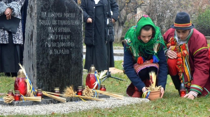 Конкурс на найкращий ескізний проект пам’ятника жертвам Голодомору 1932-1933 років знову оголошено на Закарпатті