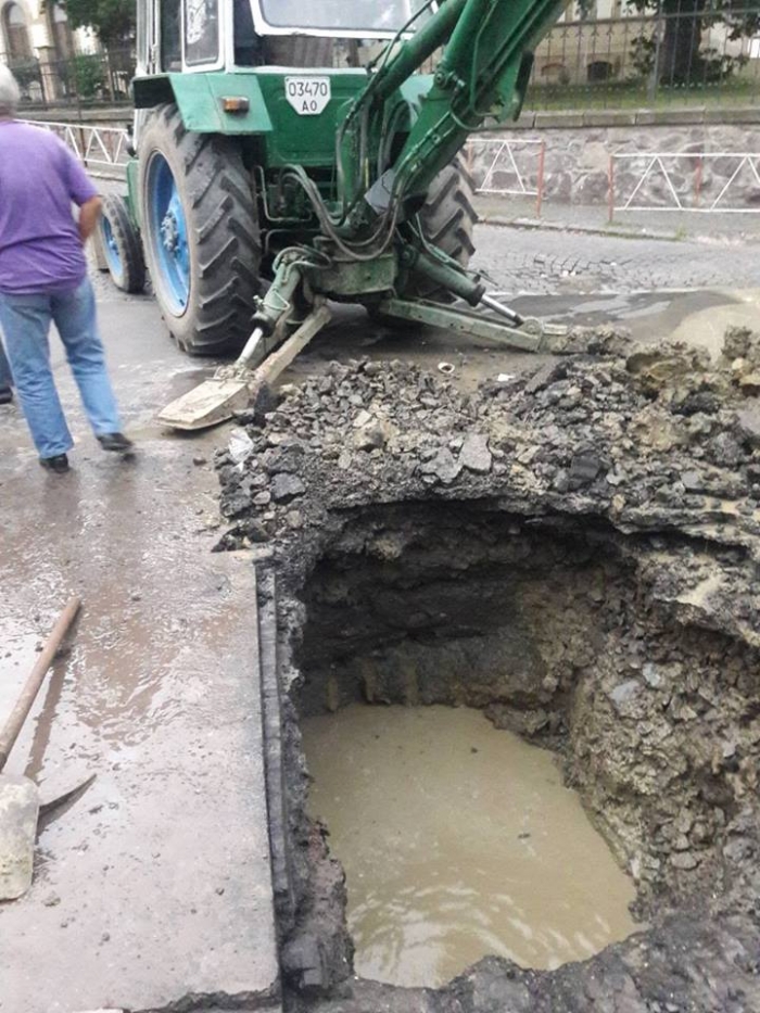 Подачу води мешканцям правобережної частини Ужгорода відновили ще до опівночі