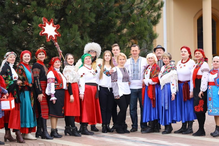 В багатонаціональному Ужгороді люди сторіччями щедро діляться своєю культурою