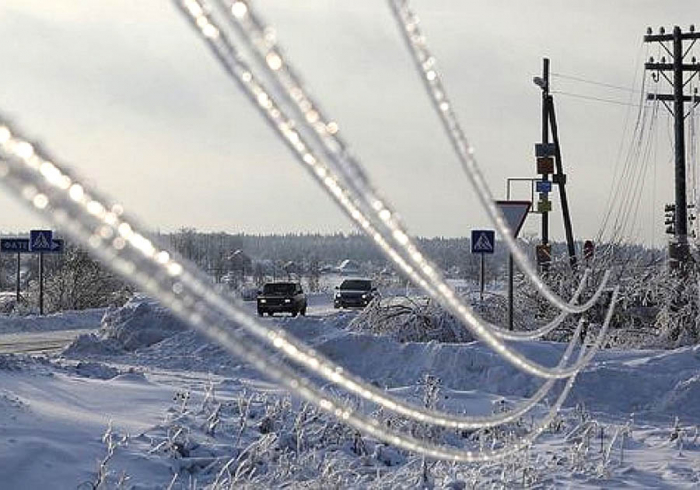 У "Закарпаттяобленерго" попереджають: очікується погіршення погодних умов, не стійте під лініями! 