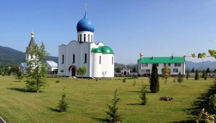 Мандрівка святими місцями Закарпаття