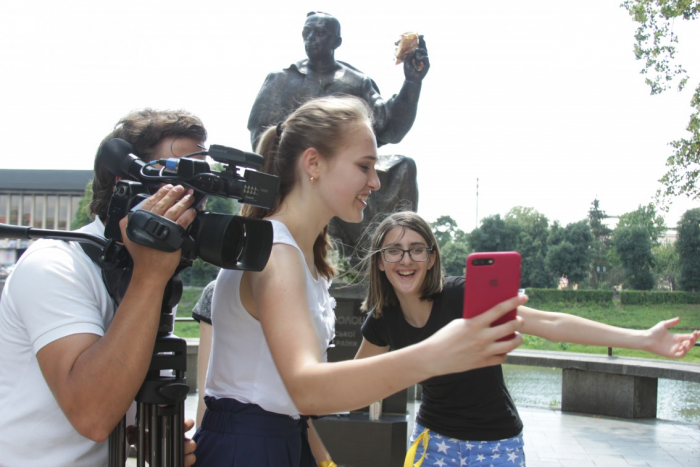 Селфі-квест Ужгородом здійснили учасники Літнього університету в УжНУ