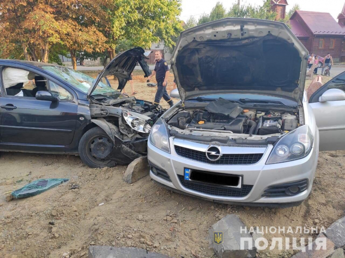 ДТП за участі п’яного водія у Берегові: три жінки потрапили до лікарні