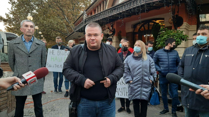 Підприємець Володимир Химинець: «Ми звертаємося до влади – дайте нам можливість існувати»!