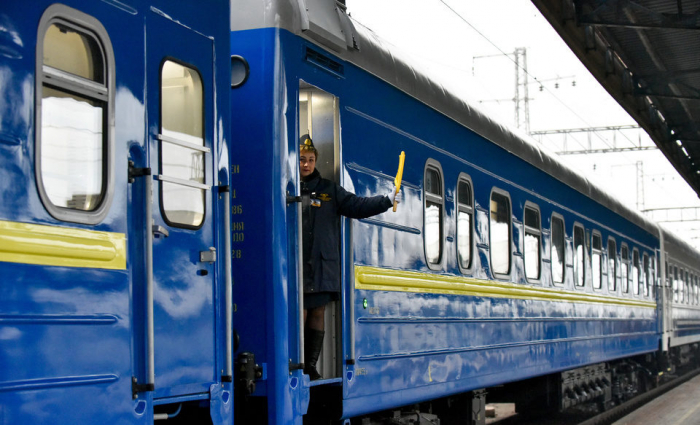 Уже з понеділка може відновитися залізничне сполучення з Закарпаттям