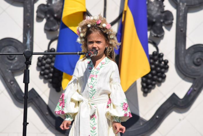 Літературно-музичні вітання з нагоди головного свята України лунали в Ужгороді (ФОТО)