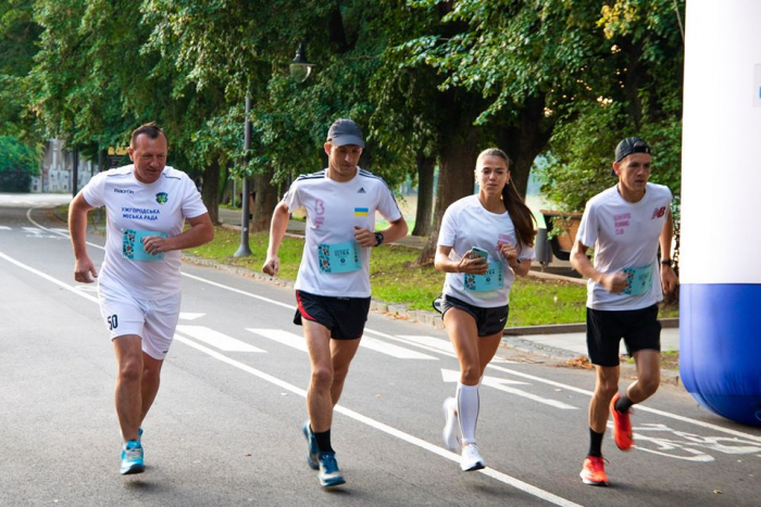 В Ужгороді стартувала безперервна естафета «Uzhhorod Ultra 1000 km»!