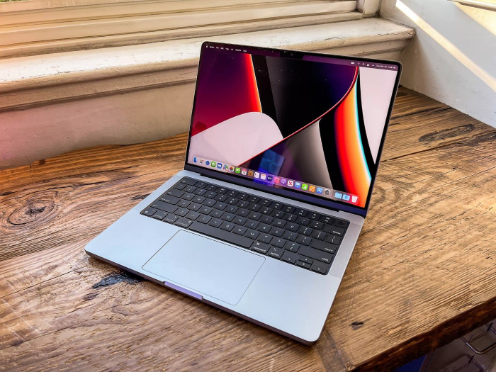 Огляд нового Macbook Pro 14 від Apple
