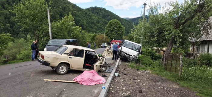 На Міжгірщині в ДТП загинув винуватець автопригоди (ФОТО)