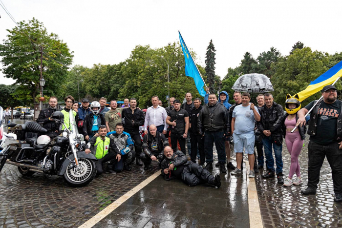 Ювілейний мотопробіг за єдність Української держави стартував з Ужгорода (ФОТО)