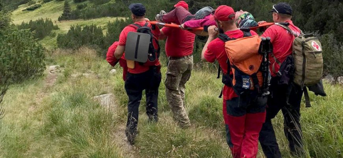 На Рахівщині гірські рятувальники надали допомогу туристці (ФОТО)