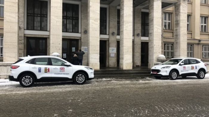 У гірські громади на Закарпатті передали два автомобілі на понад 1,2 млн грн