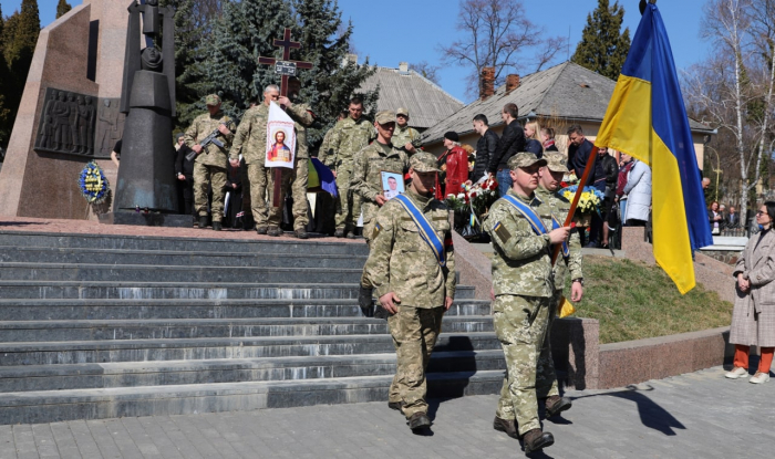 В Ужгороді попрощалися із загиблим Шандором Кішем