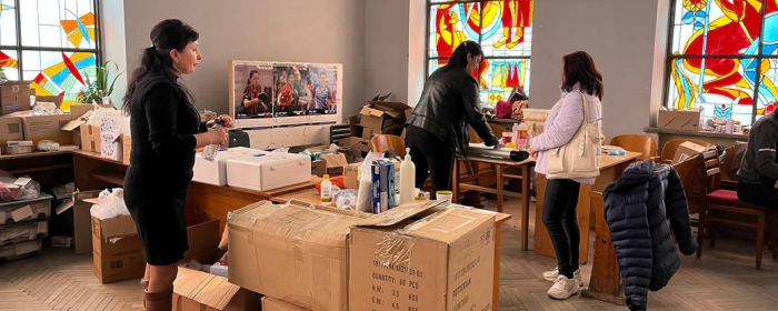 Ліки і їжу щодня відправляють із медико-логістичного штабу в Ужгороді у регіони України