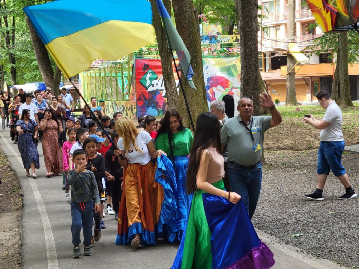 В Ужгороді відбулася соціальна акція для ромської малечі