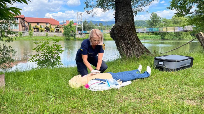 Як рятувати потопельника: на Ужгородщині відбулися тренування водолазів