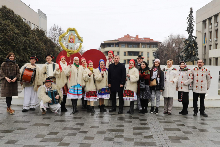 Богдан Андріїв: Коляда в Ужгороді додала всім настрою та відчуття єднання, адже ми всі – велика українська родина (ФОТО)