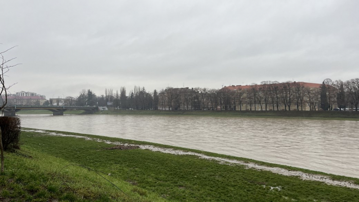 Жителям Ужгорода рекомендують утриматися від купання на Водохреща