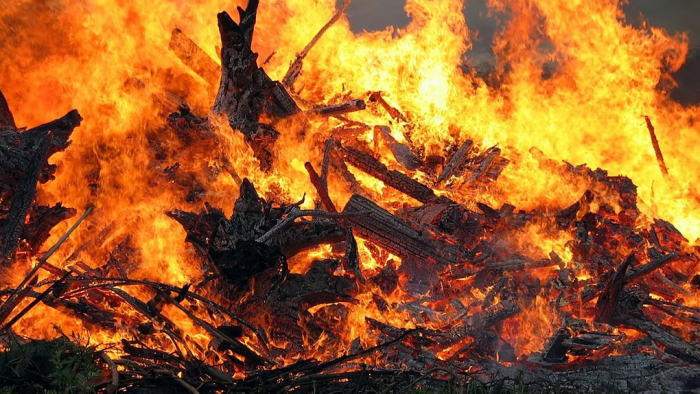 На Закарпатті під час пожежі загинула жінка