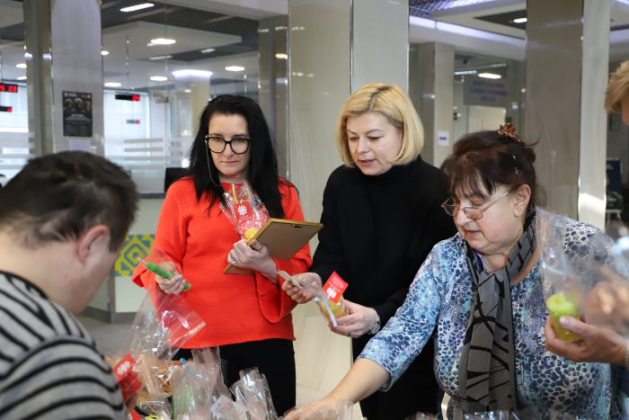 В Ужгородській міськраді «Карітас Закарпаття» провів благодійну акцію (ФОТО)