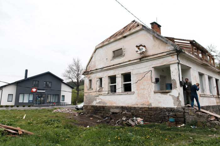 У Пилипці взялися за реконструкцію житла для переселенців