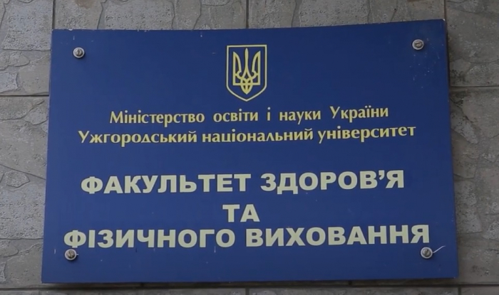 В УжНУ готують психологів, які допомагатимуть постраждалим справлятися з наслідками війни (ВІДЕО)