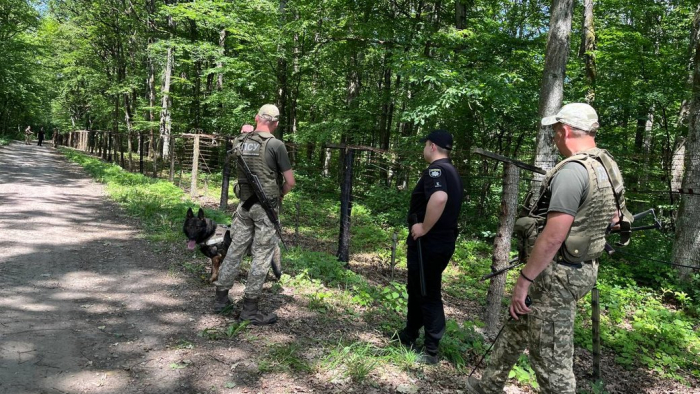 На Закарпатті вже другий місяць з прикордонниками працюють курсанти Львівського державного університету внутрішніх справ