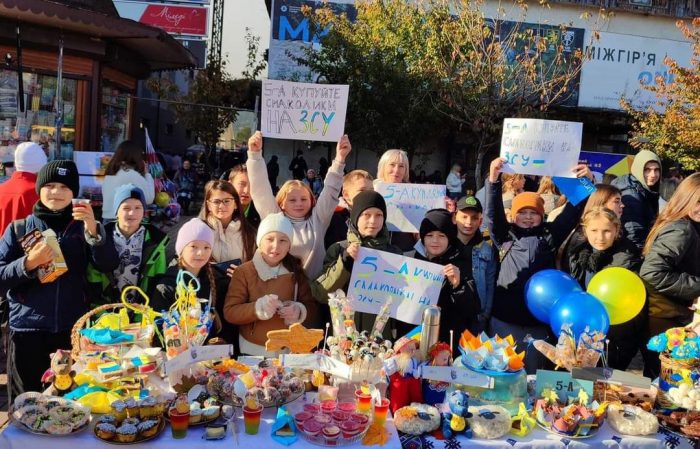 582 тисячі гривень для ЗСУ  зібрали на благодійних ярмарках та концерті у Міжгір'ї