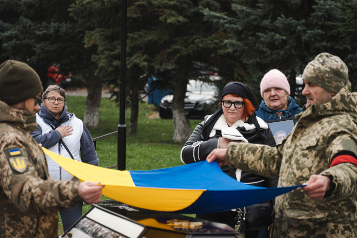 Ужгород сьогодні попрощався із загиблим Героєм – 37-річним солдатом Дмитром Даньком