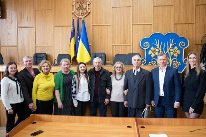 Працівників культури та майстрів народного мистецтва нагородили в Ужгородській міській раді