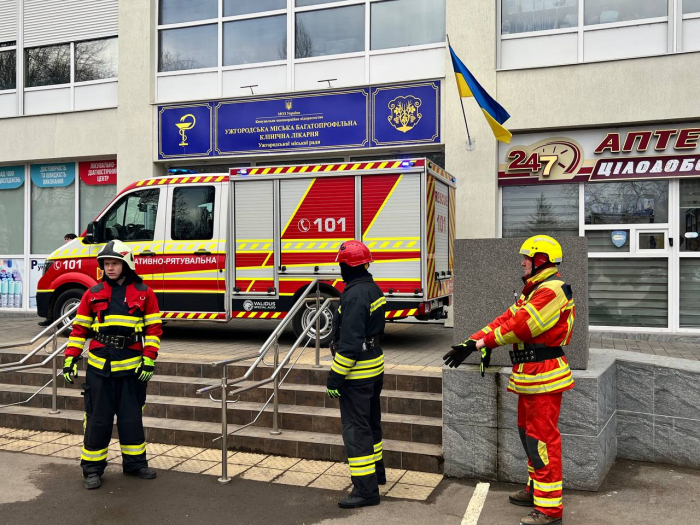 В Ужгороді у Клінічній лікарні планового лікування провели відпрацювання з евакуації пацієнтів

