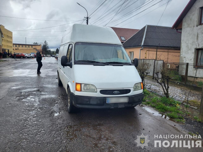 Поліцейські розслідують обставини смертельної ДТП у Сваляві