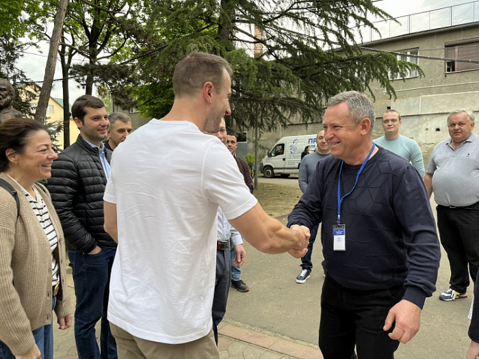 Медики обласної клінічної лікарні консультуватимуть військових разом із американськими колегами 