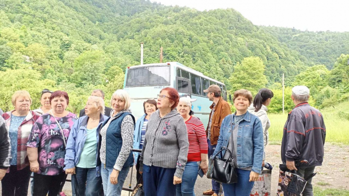 Активне життя: на базі Нижнібистрівского прихистку для вимушених переселенців провели зусстріч для клубів за інтересами