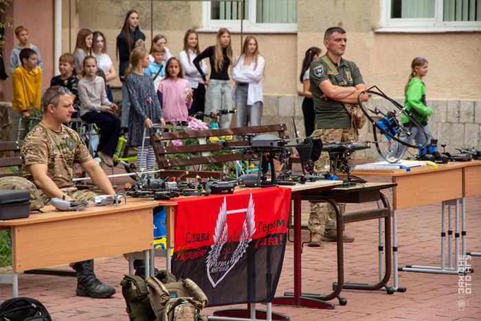 Уроки мужності започаткували закарпатські нацгвардійці спільно з волонтерами ГО «Крила янголів»