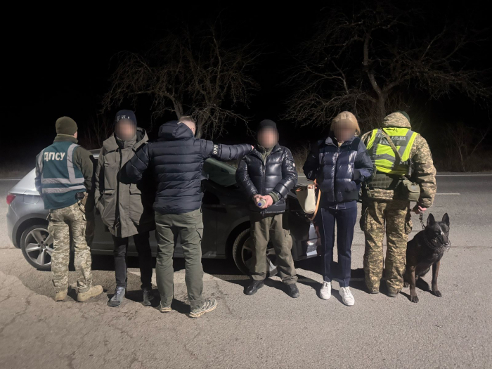 На Закарпатті прикордонники затримали переправників, через яких ледь не втопився 27-річний прикарпатець